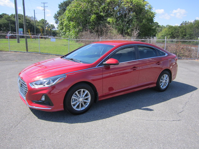 2019 Hyundai Sonata SE's photo